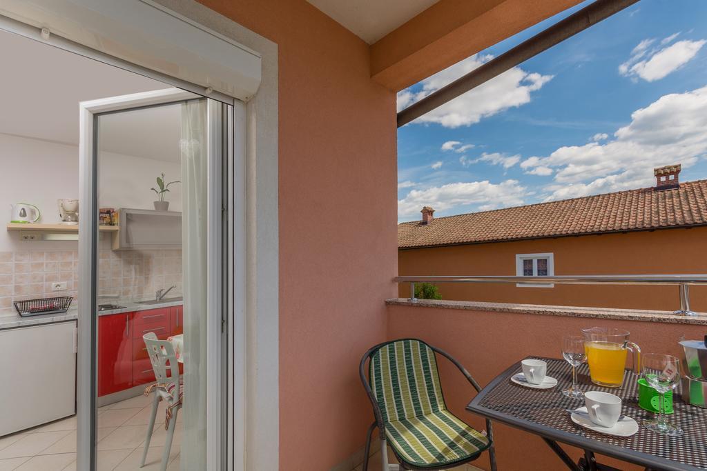 Guest House Gloria Novigrad Istria Extérieur photo