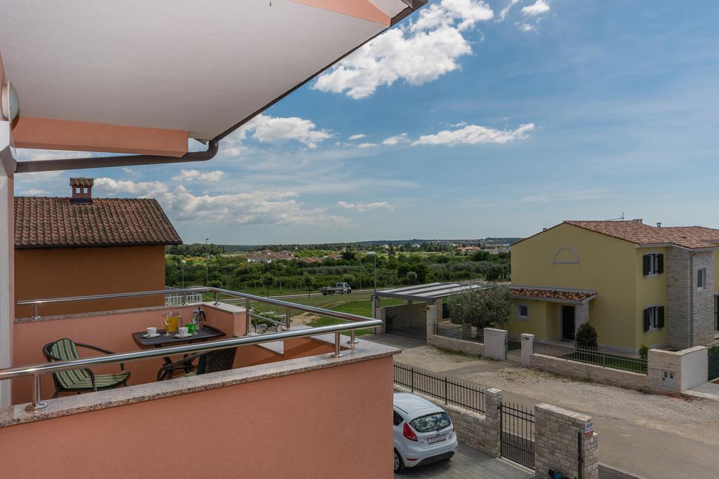 Guest House Gloria Novigrad Istria Extérieur photo
